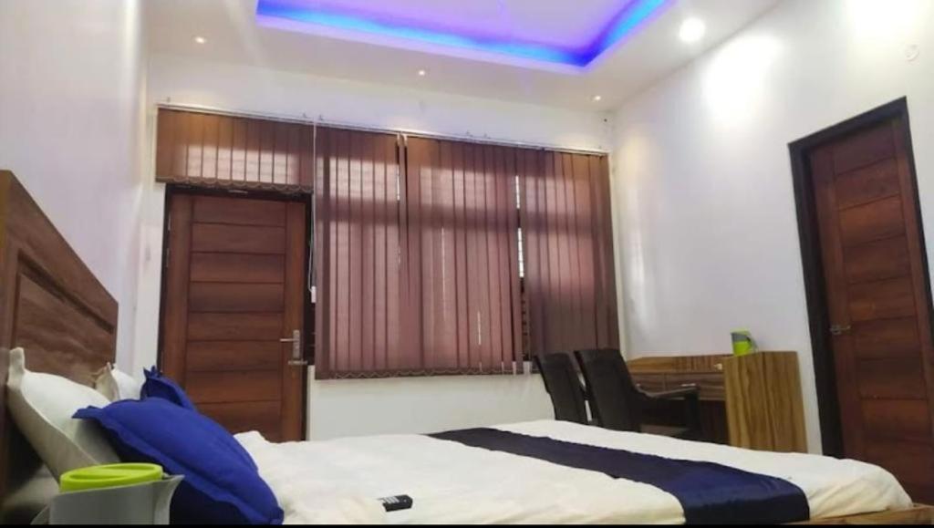 Mauji'S Villa Hotel & Guest House Prayagraj Luaran gambar